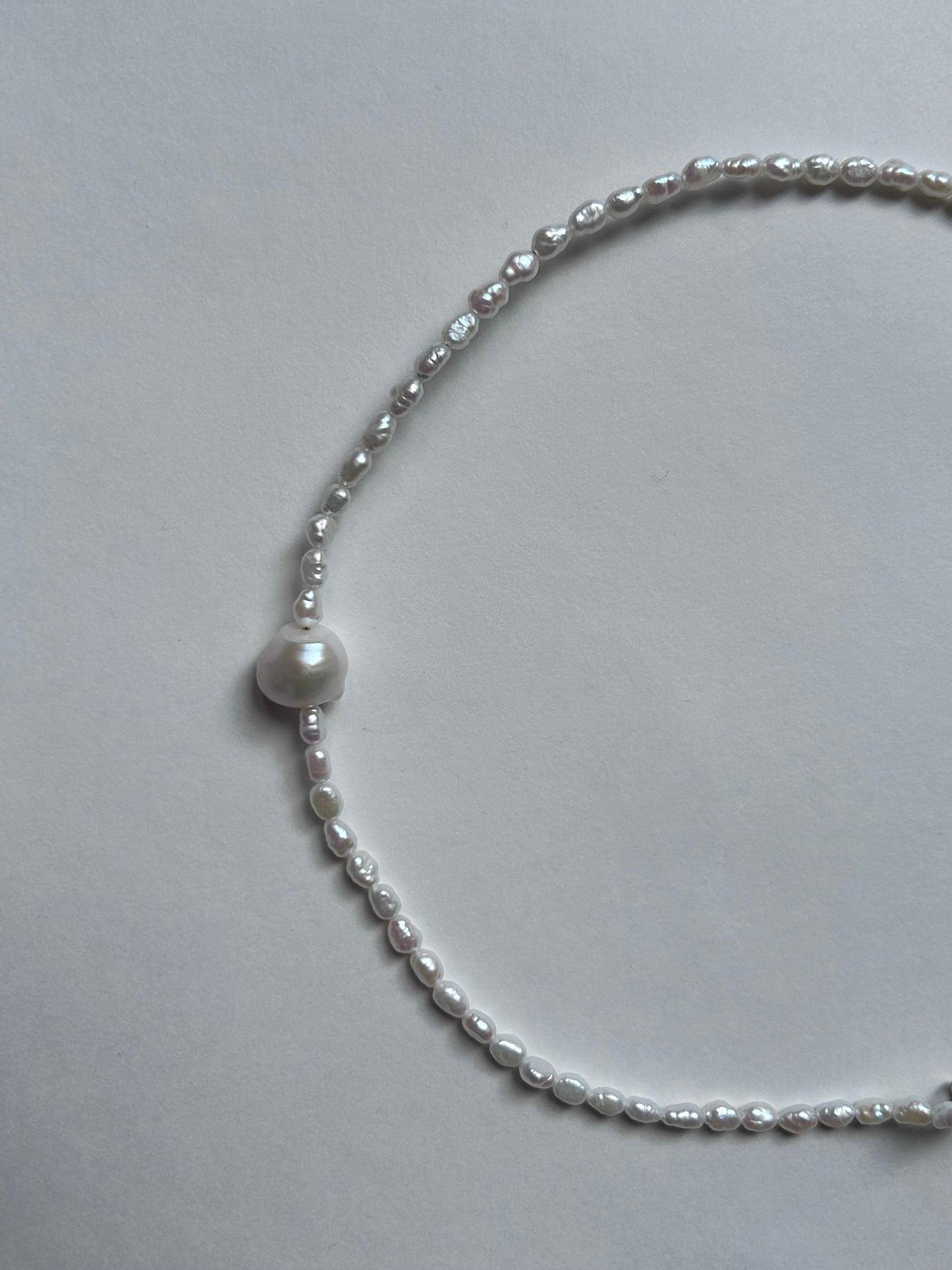 COLLAR PERLAS DE ARROZ - XMAS DROP