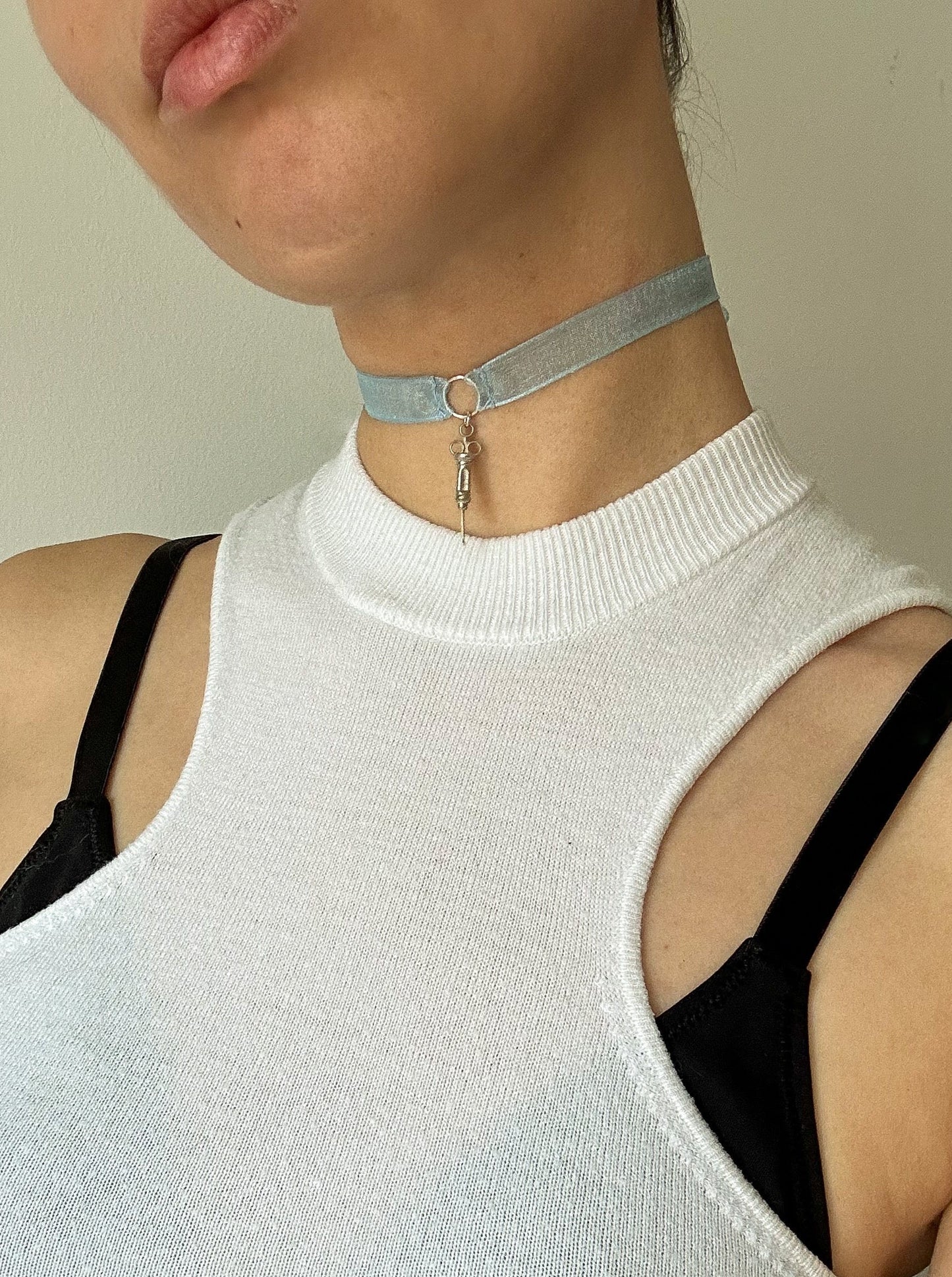 CHOKER PLATA (AZUL)