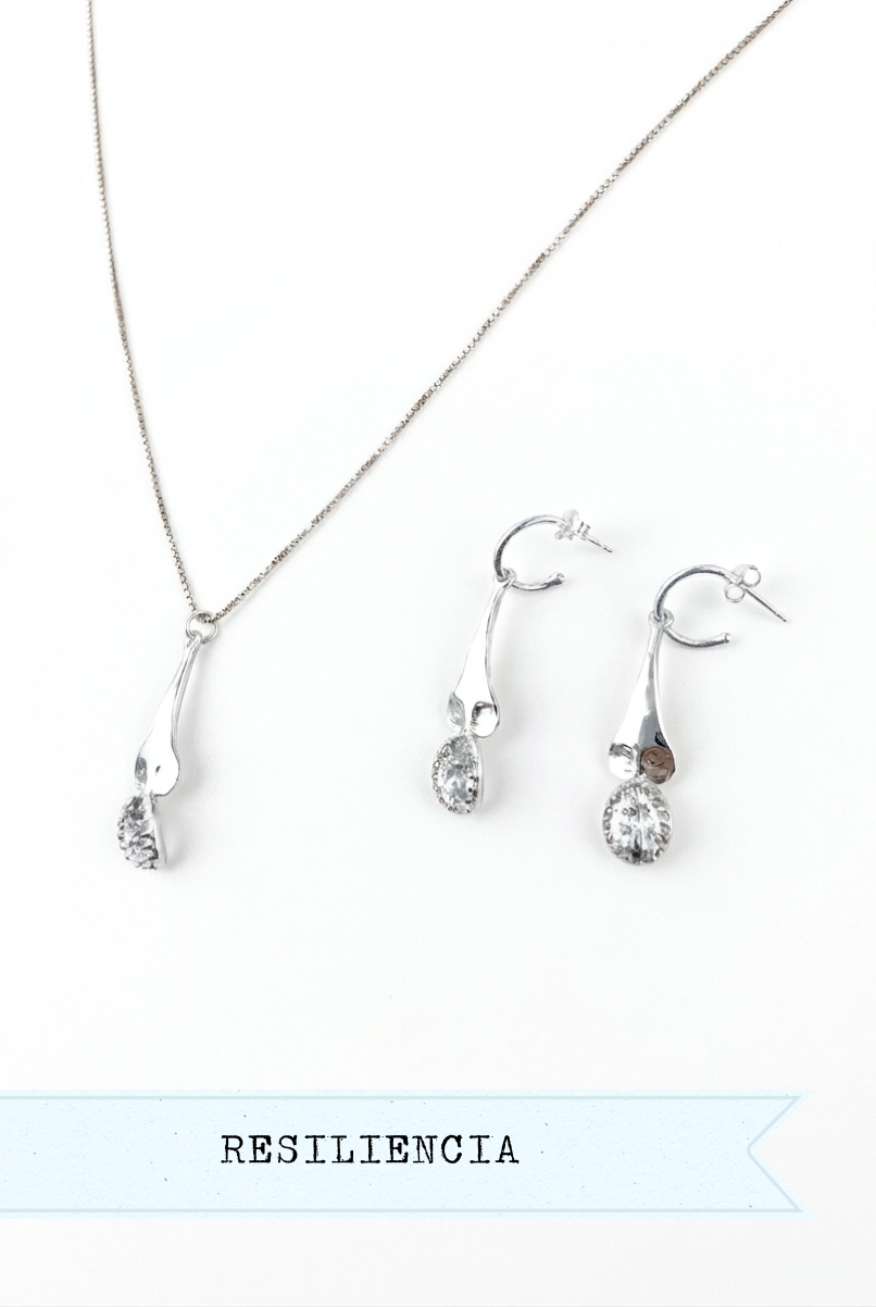VENUS MINI CONJUNTO PLATA (Collar + Pendientes)