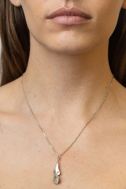 VENUS MINI CONJUNTO PLATA (Collar + Pendientes)