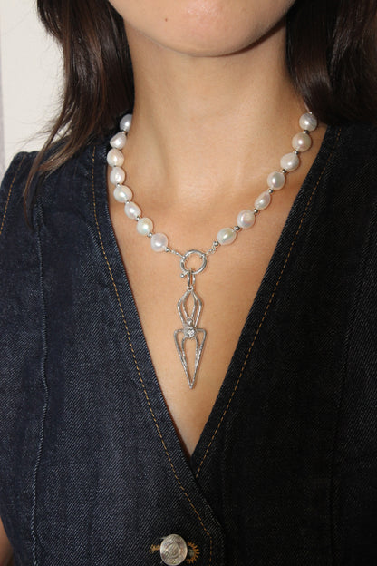 AURA - Collar de Perlas Cultivadas y Plata