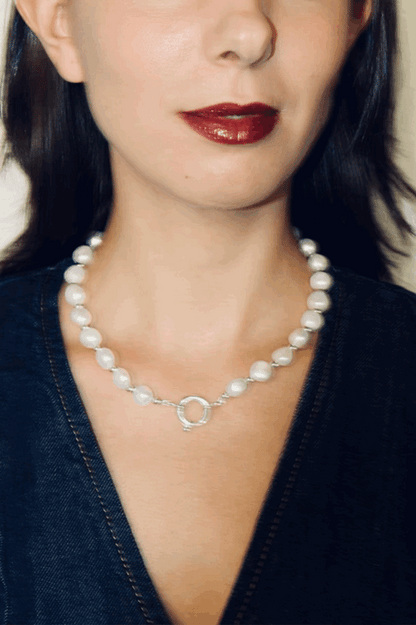 AURA - Collar de Perlas Cultivadas y Plata