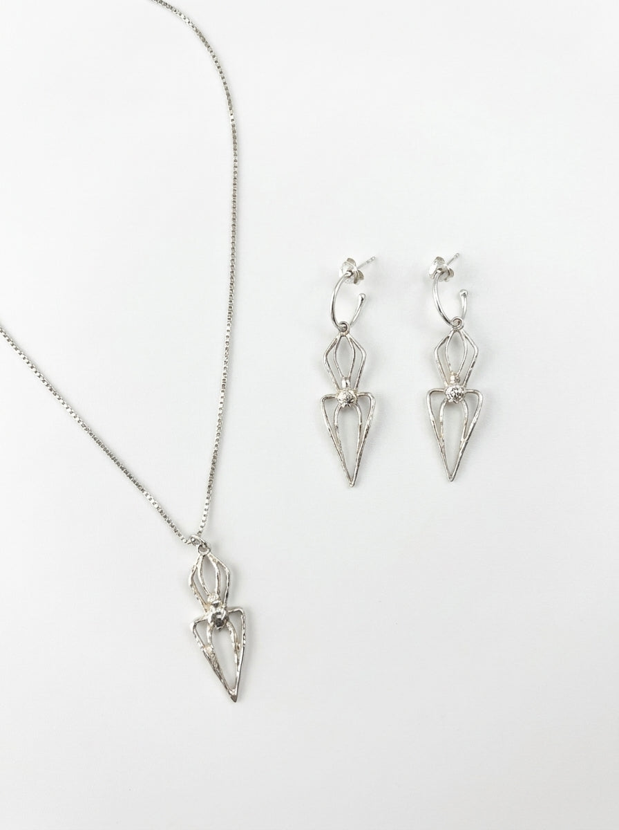 ARACNE MINI CONJUNTO PLATA (Collar + Pendientes)